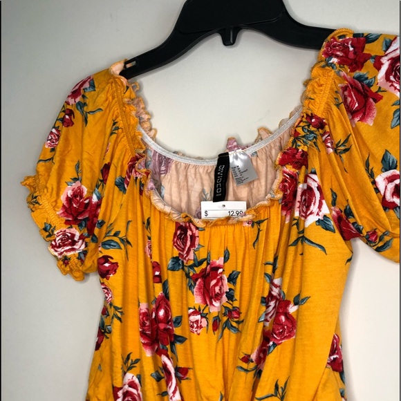 3/20 NEW H&M Bubble Sleeve Floral Top - Picture 2 of 5